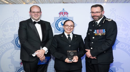PCC Jonathan Ash-Edwards, Chief Constable Andy Prophet with Award winner
